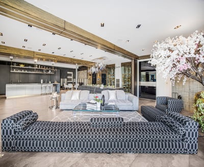 Luxury Villa Photo #14