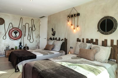 Luxury Villa Photo #64