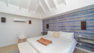 Luxury Villa Photo #45