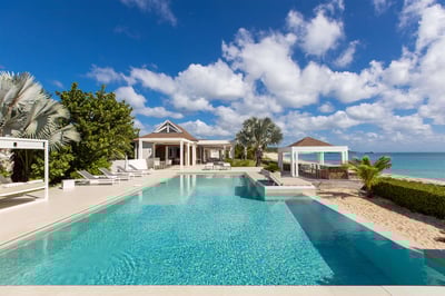 Luxury Villa Photo #5