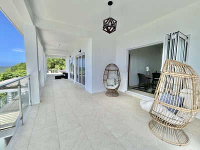 Luxury Villa Photo #6