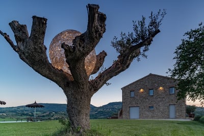 Luxury Villa Photo #18