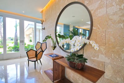 Luxury Villa Photo #18