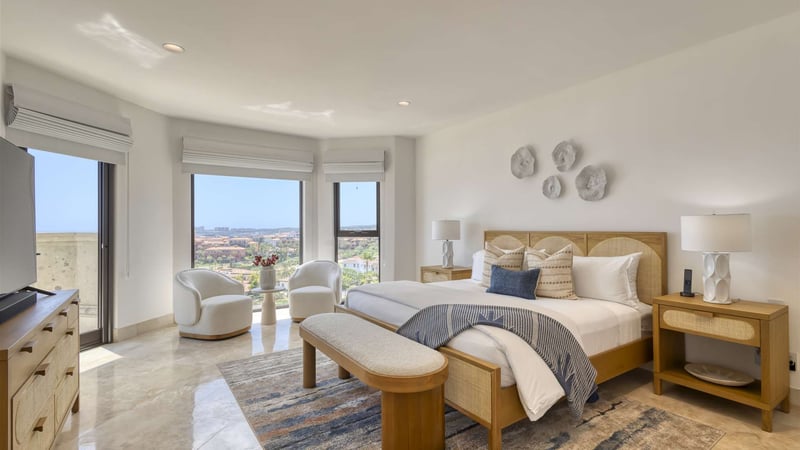 Puerta del Sol Condo C503