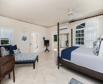 Luxury Villa Photo #44