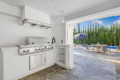 Luxury Villa Photo #10