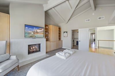 Luxury Villa Photo #19