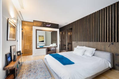Luxury Villa Photo #11