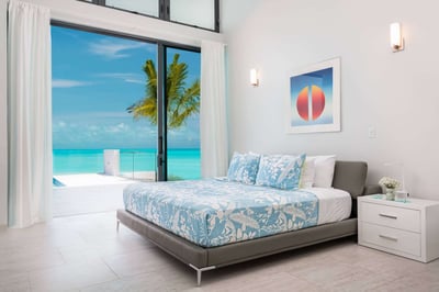 Luxury Villa Photo #27