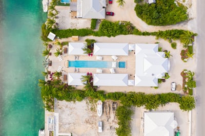 Luxury Villa Photo #9