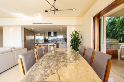 Luxury Villa Photo #10