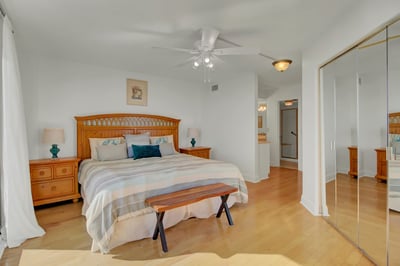 Luxury Villa Photo #14