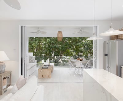 Luxury Villa Photo #3