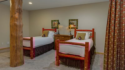 Twin bedroom on lower level
