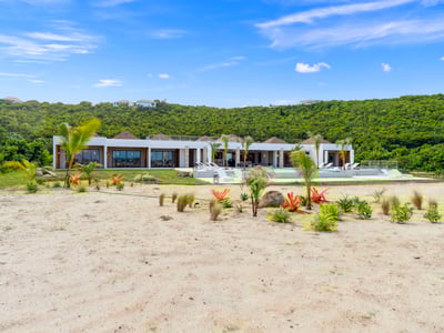 Luxury Villa Photo #59