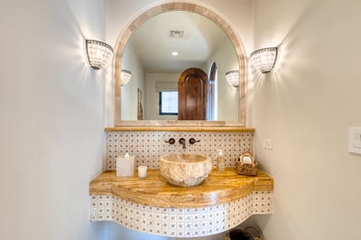 Luxury Villa Photo #28