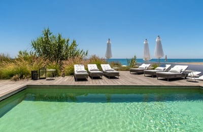 Luxury Villa Photo #7