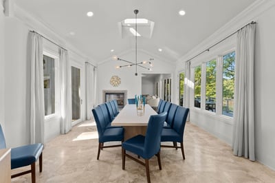Luxury Villa Photo #27