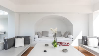 Outdoor Lounge