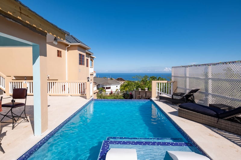 Villa Deluxe Paradise