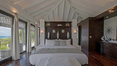 Luxury Villa Photo #19