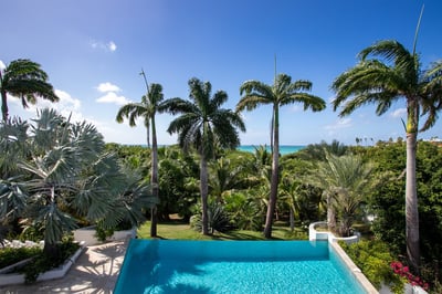 Luxury Villa Photo #8