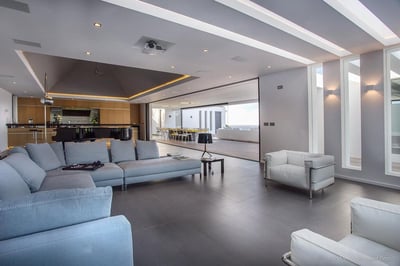 Luxury Villa Photo #21