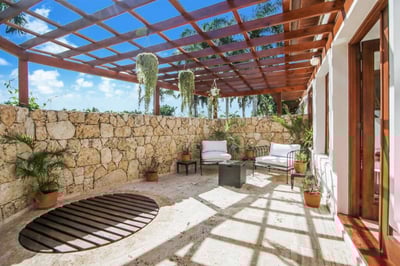 Luxury Villa Photo #23