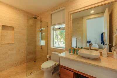 Luxury Villa Photo #58