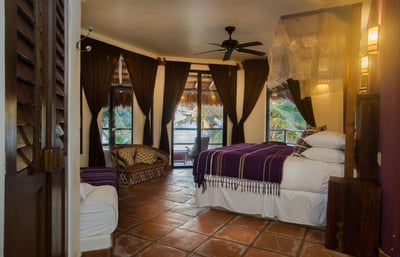 Luxury Villa Photo #12
