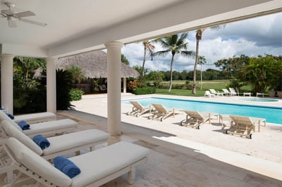 Luxury Villa Photo #4