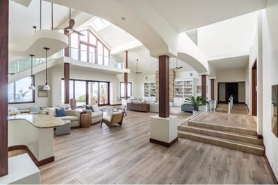 Luxury Villa Photo #56