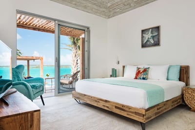 Luxury Villa Photo #16