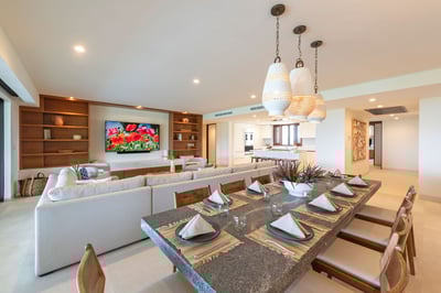 Luxury Villa Photo #15
