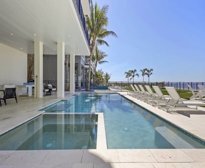 Luxury Villa Photo #3