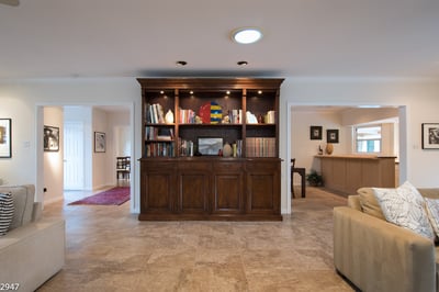 Luxury Villa Photo #25