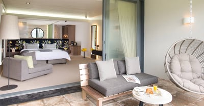 Luxury Villa Photo #3