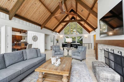 Luxury Villa Photo #22