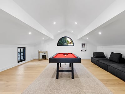 Luxury Villa Photo #23