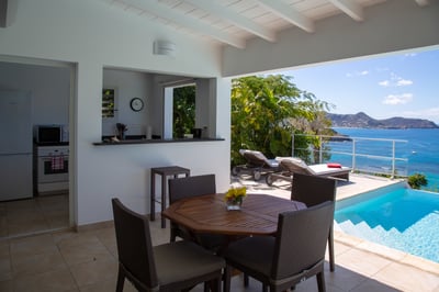 Living & Dining Area