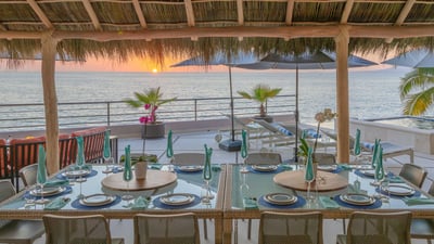 Luxury Villa Photo #10