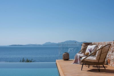 Luxury Villa Photo #5
