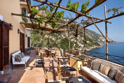 Luxury Villa Photo #3