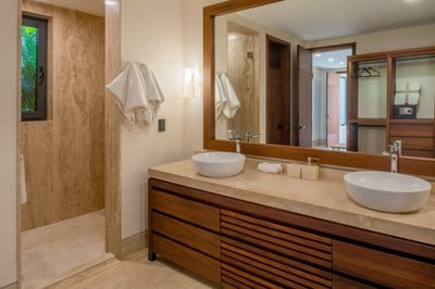 Luxury Villa Photo #47