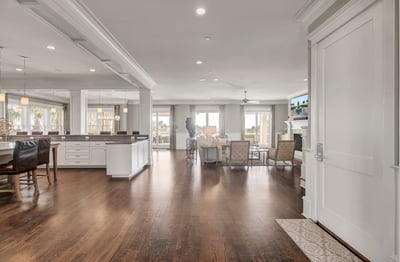 Luxury Villa Photo #28