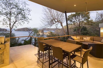 Luxury Villa Photo #17