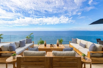 Luxury Villa Photo #9