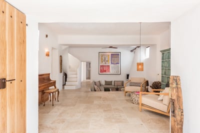Luxury Villa Photo #31