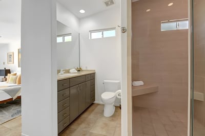 Luxury Villa Photo #17