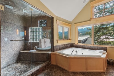 Luxury Villa Photo #33